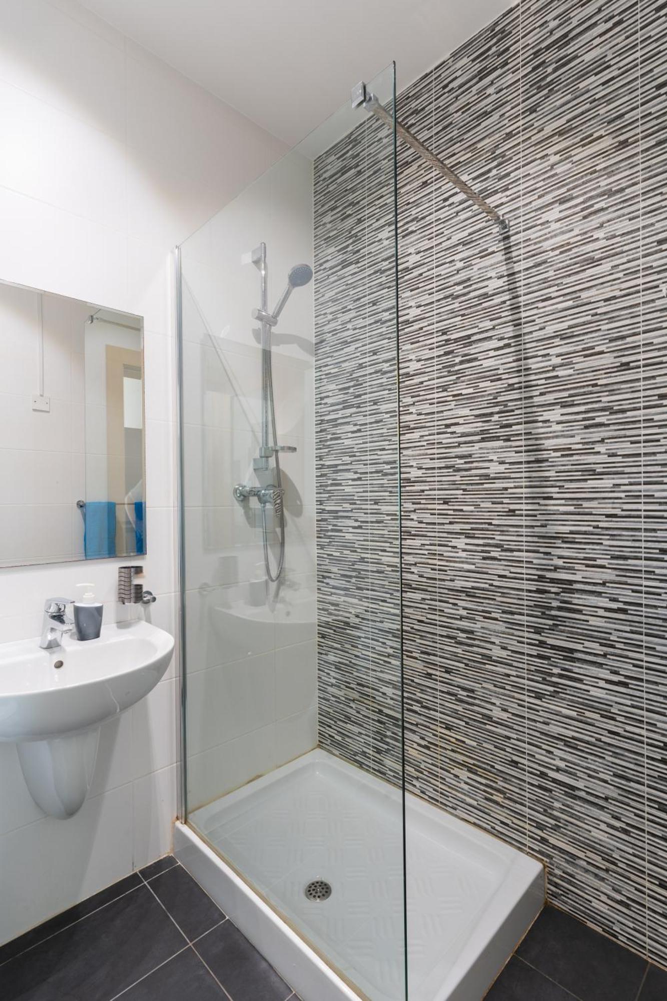 2 Bedroom In Central St Julians Prime Location In Paceville Apt 3 By Vaganza San Giuliano Esterno foto