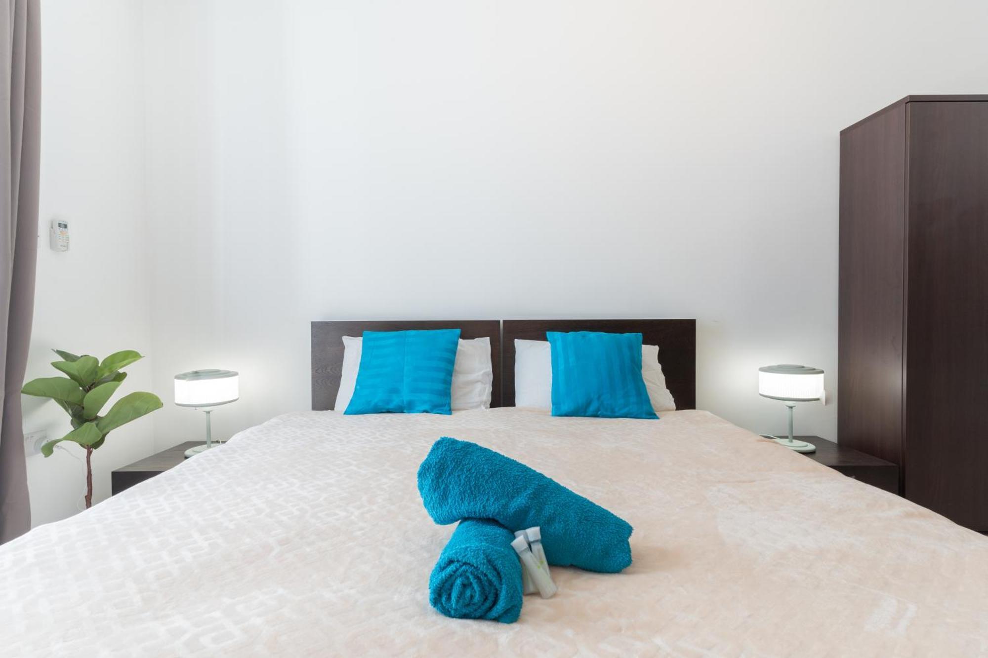 2 Bedroom In Central St Julians Prime Location In Paceville Apt 3 By Vaganza San Giuliano Esterno foto
